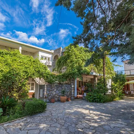 With Parking Space Selce, Crikvenica - 2381 塞尔瑟